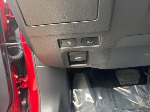 Used 2022 Lexus ES 300h w/ Luxury Package image 15