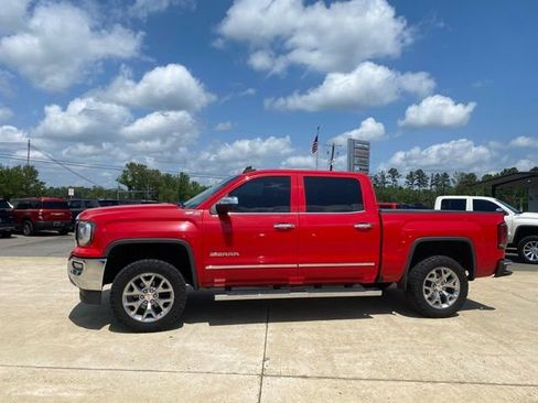 Used 2018 GMC Sierra 1500 SLT w/ SLT Premium Package AWD/4WD image 2