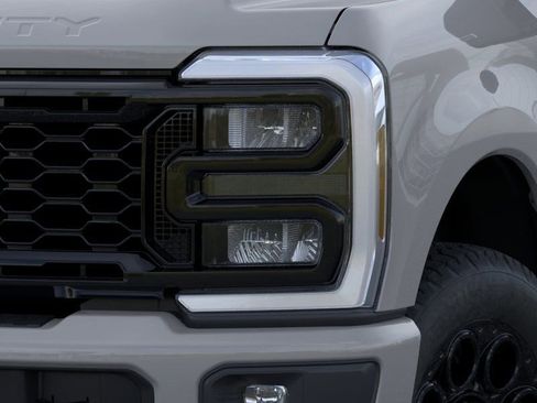 New 2026 Ford F350 Lariat w/ Black Appearance Package AWD/4WD image 18