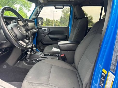 Used 2022 Jeep Wrangler Unlimited Sport AWD/4WD image 16