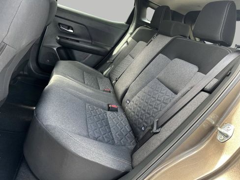 Used 2025 Nissan Kicks SV FWD image 21