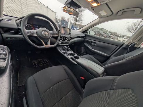Used 2022 Nissan Sentra S image 5