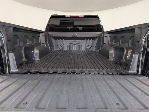 Used 2024 Chevrolet Silverado 1500 LTZ RWD image 27