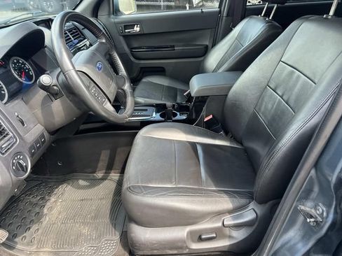 Used 2010 Ford Escape Limited FWD image 11