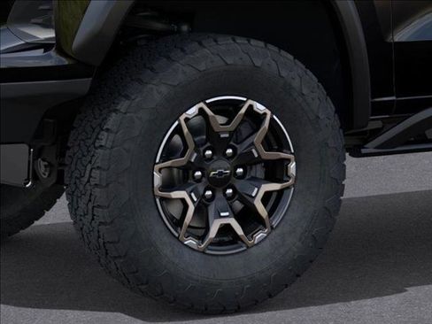 New 2026 Chevrolet Colorado ZR2 w/ Technology Package image 9