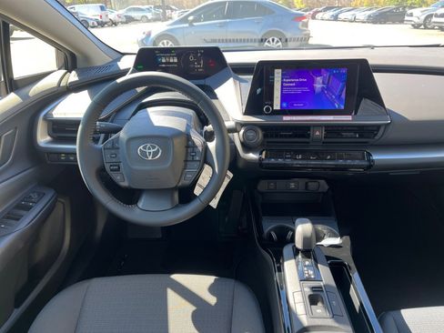 New 2026 Toyota Prius LE image 18