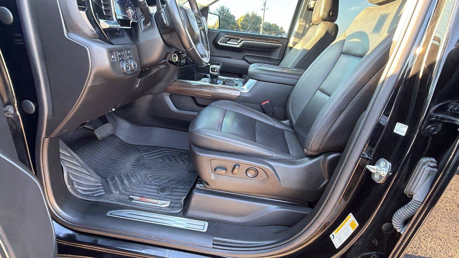 Used 2022 Chevrolet Silverado 1500 RST AWD/4WD image 4
