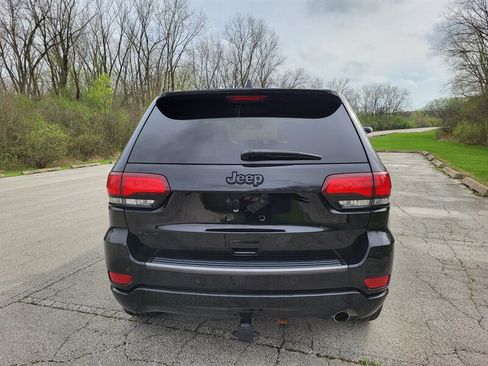 Used 2019 Jeep Grand Cherokee Altitude image 5