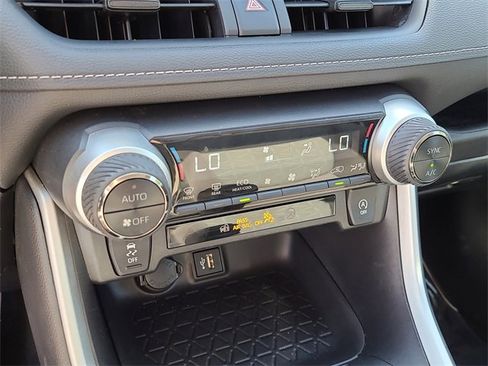 Used 2024 Toyota RAV4 XLE image 34