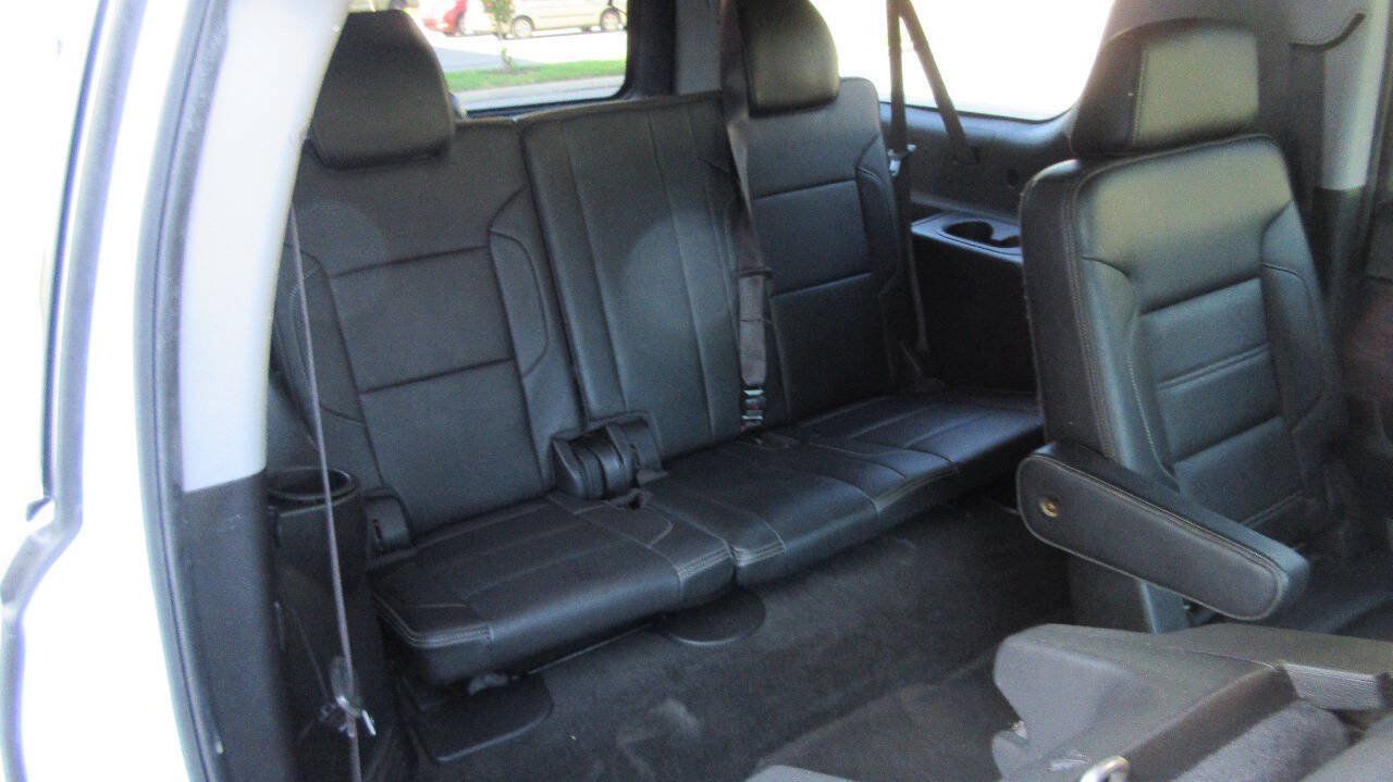 Used 2016 GMC Yukon XL Denali w/ Open Road Package RWD image 26