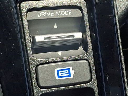 Certified 2023 Honda Accord Touring image 25