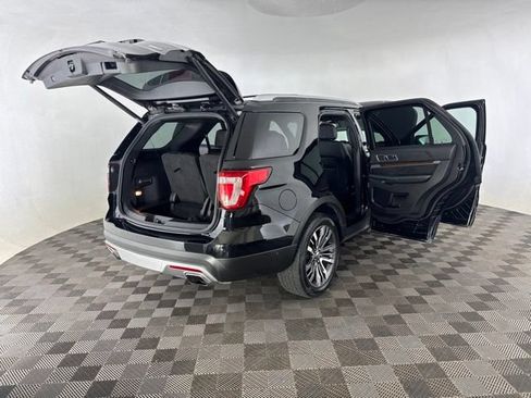 Used 2017 Ford Explorer Platinum AWD/4WD image 16
