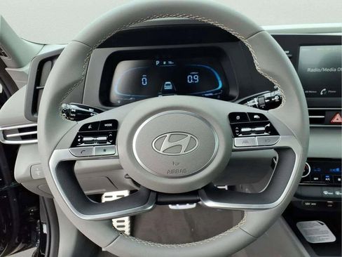 New 2026 Hyundai Elantra Sport FWD image 13