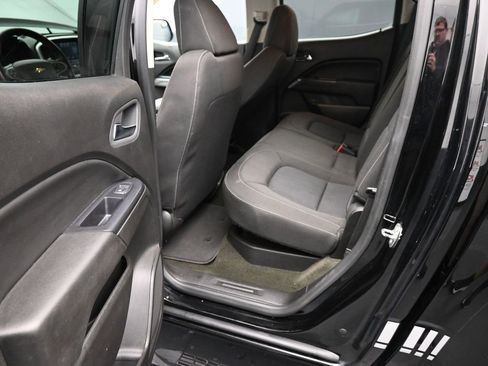 Used 2015 Chevrolet Colorado LT w/ LT Convenience Package image 19