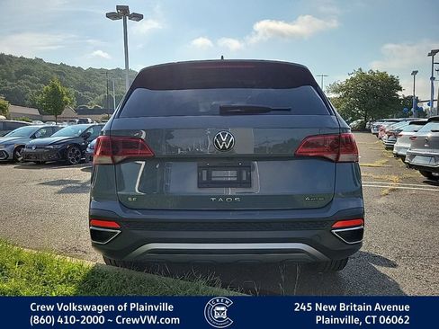 Certified 2023 Volkswagen Taos SE w/ Panoramic Sunroof Package AWD/4WD image 29