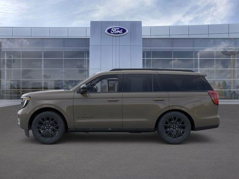 New 2026 Ford Expedition Platinum w/ Stealth Appearance Package image 7