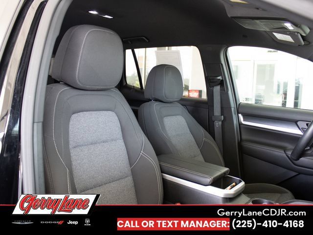 Used 2026 GMC Terrain Elevation FWD image 15
