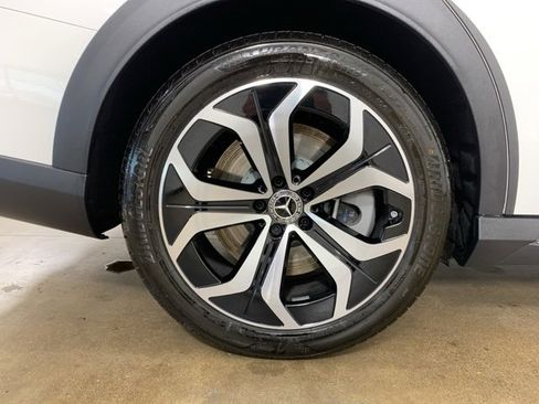 Used 2025 Mercedes-Benz E 450 4MATIC All-Terrain Wagon image 38