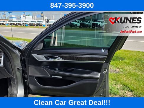 Used 2016 BMW 750i xDrive AWD/4WD image 34