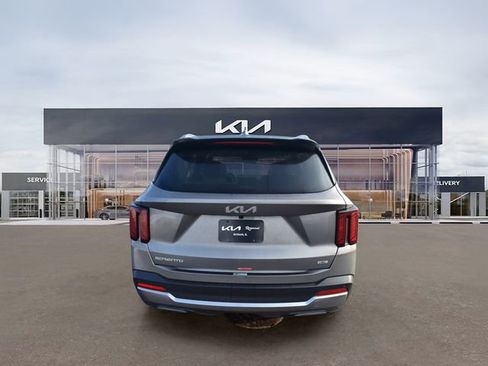 New 2026 Kia Sorento EX w/ EX Premium Package AWD/4WD image 5