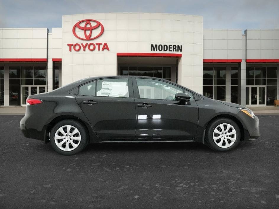 New 2026 Toyota Corolla LE FWD image 13