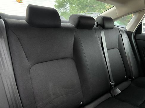 Used 2022 Honda Civic LX image 34