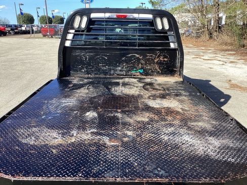 Used 2022 Ford F250 XL w/ Power Equipment Group image 9