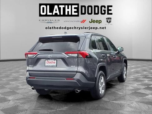 Used 2025 Toyota RAV4 XLE FWD image 26