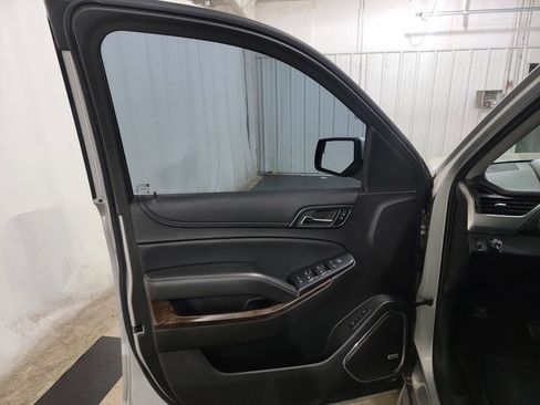 Used 2015 Chevrolet Tahoe LT image 10