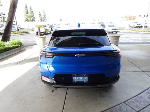 Certified 2025 Chevrolet Equinox EV LT w/ Convenience Package image 10