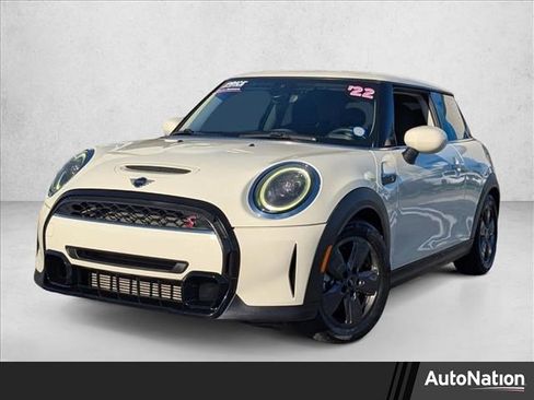 Used 2022 MINI Cooper S image 1