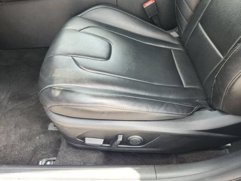 Used 2025 Hyundai Elantra Limited FWD image 25