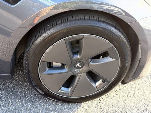 Used 2023 Tesla Model 3 Standard Range RWD image 19