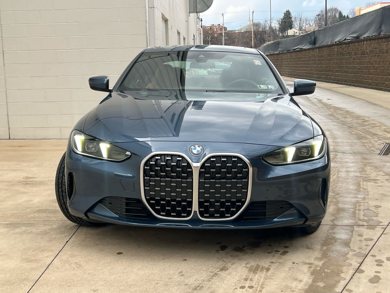 Used 2025 BMW 430i xDrive Coupe w/ Premium Package AWD/4WD image 2