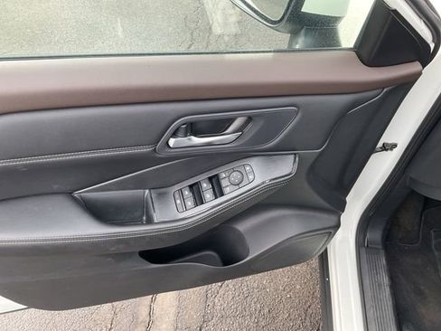 Certified 2023 Nissan Rogue SV w/ SV Premium Package image 29