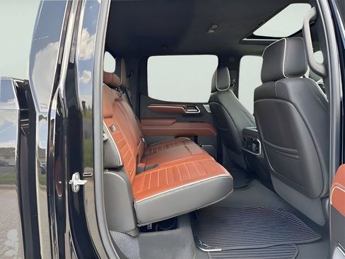 Used 2024 GMC Sierra 1500 Denali Ultimate image 39
