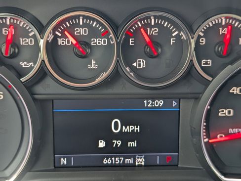 Used 2019 Chevrolet Silverado 1500 RST w/ All-Star Edition image 9