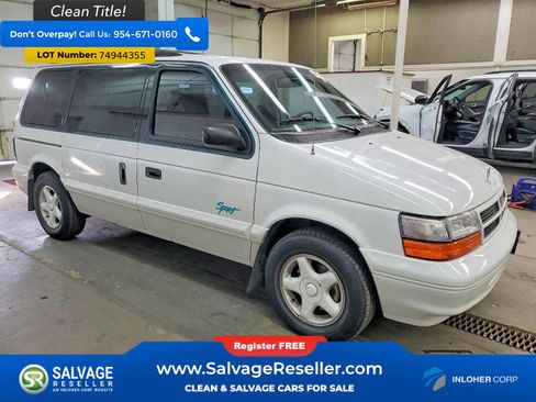 Used 1995 Dodge Caravan SE image 5