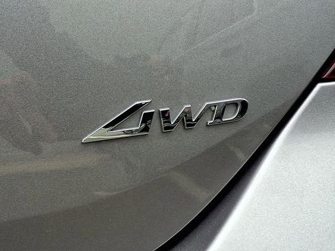 Used 2024 Genesis G70 2.5T AWD/4WD image 30