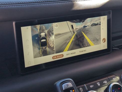 Used 2021 Land Rover Defender 90 X image 20