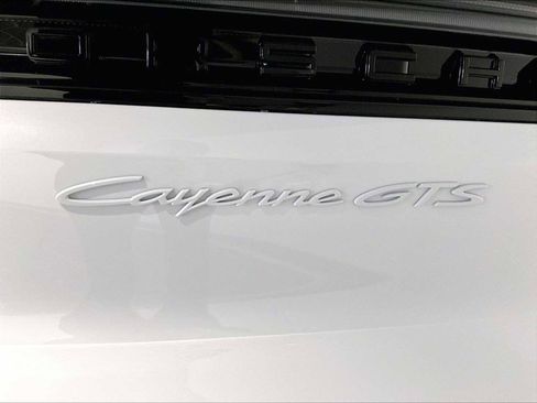 New 2026 Porsche Cayenne GTS image 33