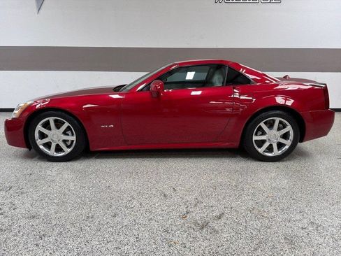 Used 2004 Cadillac XLR RWD image 5