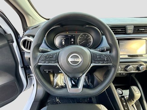 Used 2024 Nissan Versa SV w/ Trunk Package image 25
