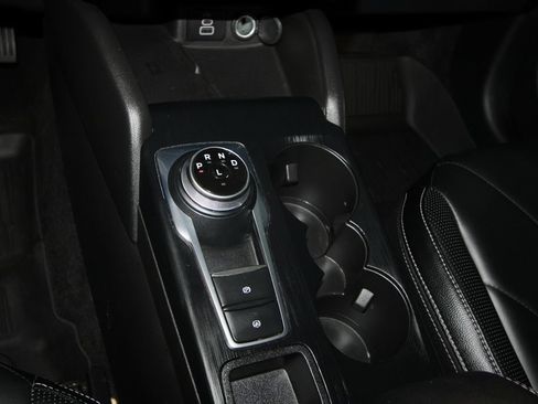 Used 2025 Ford Escape Platinum w/ Premium Technology Package AWD/4WD image 17