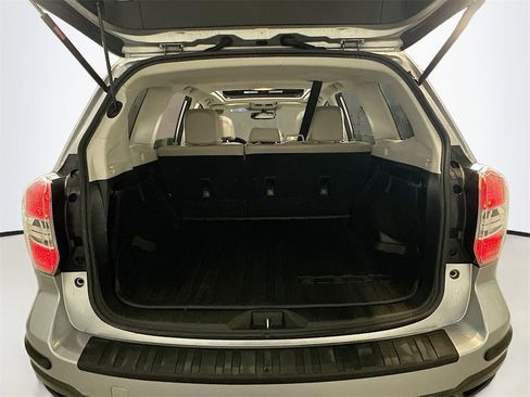 Used 2015 Subaru Forester 2.5i Limited image 28