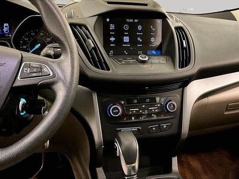 Used 2018 Ford Escape SE w/ SE Sync 3 Package FWD image 6