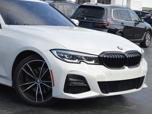 Used 2021 BMW 330i Sedan w/ M Sport Package image 2