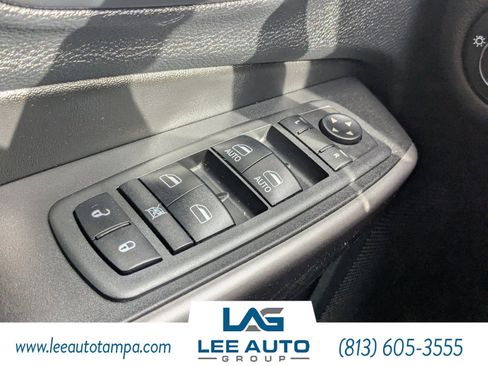 Used 2019 Jeep Cherokee Latitude Plus image 22