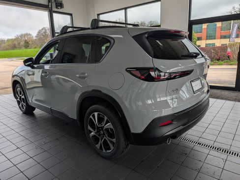 New 2026 MAZDA CX-5 Preferred AWD/4WD image 5