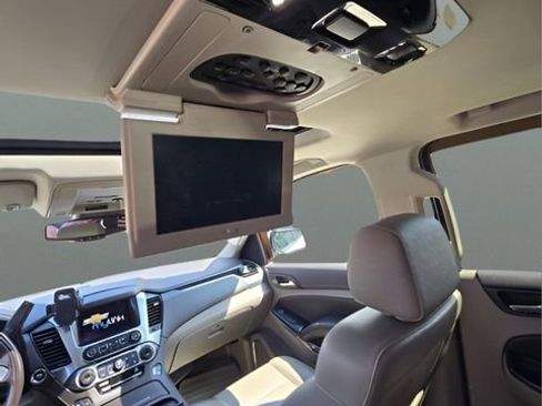 Used 2015 Chevrolet Tahoe LTZ AWD/4WD image 10